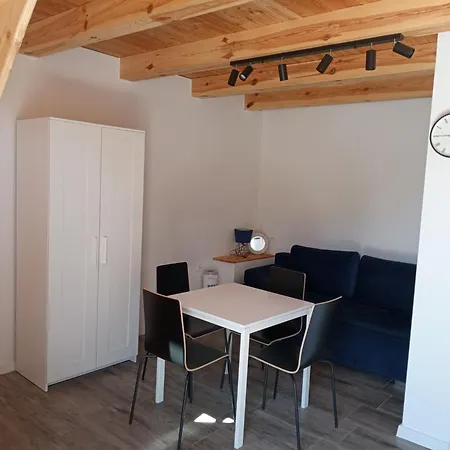 U Emilii Ul. Warszawska Affittacamere 3*